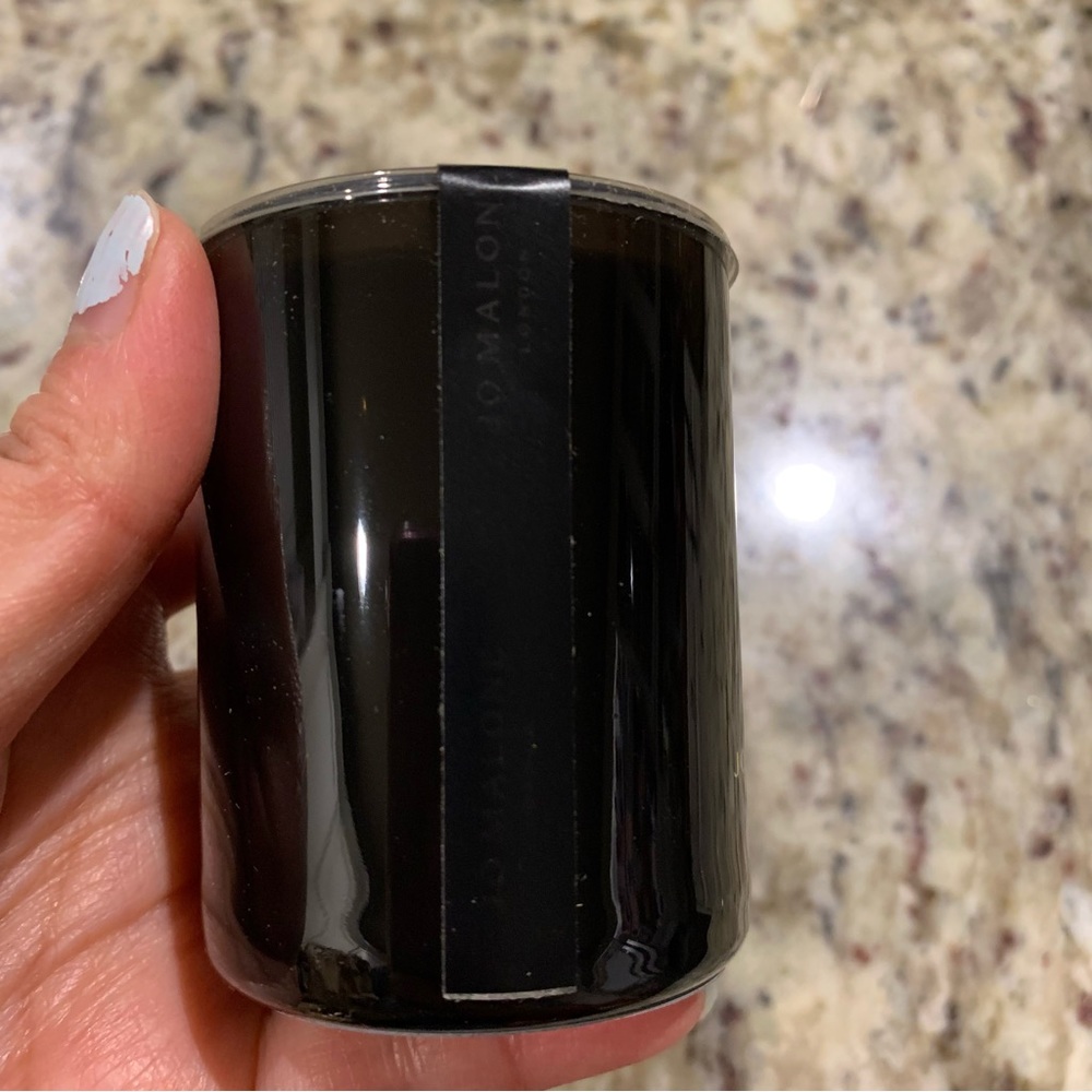 New Jo Malone London, Myrrh & Tonka Bougie Parfume Candle 2.2oz - Picture 4 of 4